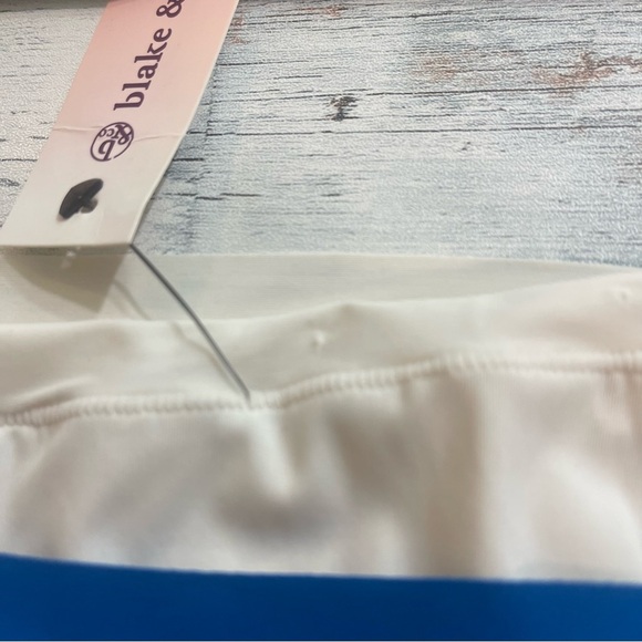 Blake & Co Plus Size 3 Pair Nylon Spandex Lace Thongs  3X NEW - Picture 15 of 15